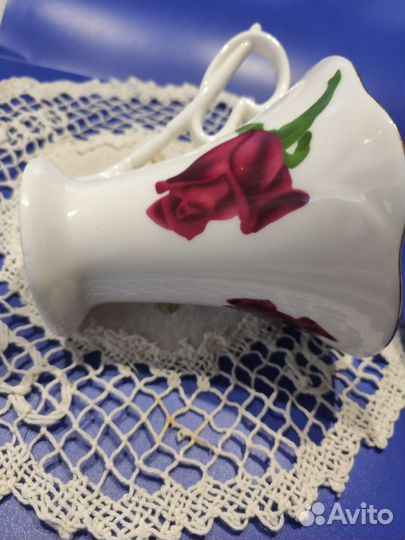 Чайно-кофейная чашка фарфор