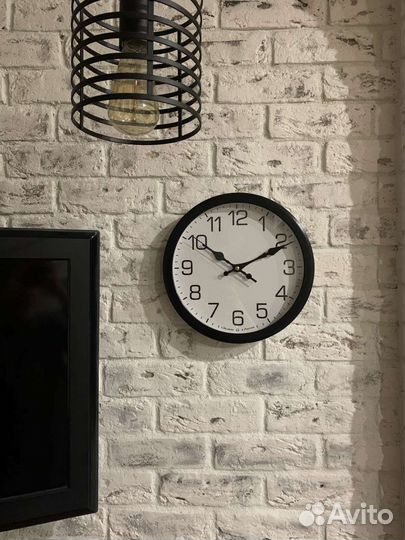 Часы настенные новые