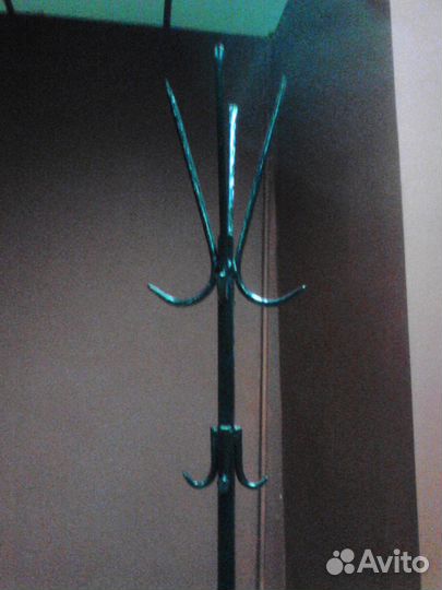 Вешалки кованные