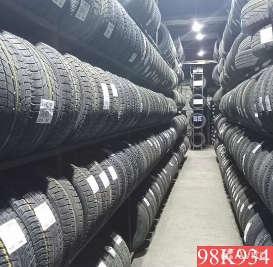 Bridgestone Blizzak Revo2 215/60 R17 92M