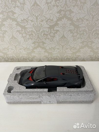 Lamborghini Sesto Elemento 2010