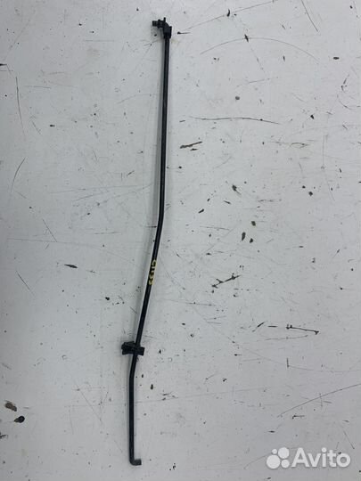 Kia spectra держатель палка капота