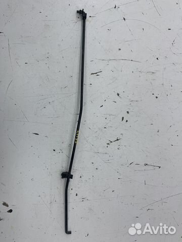 Kia spectra держатель палка капота