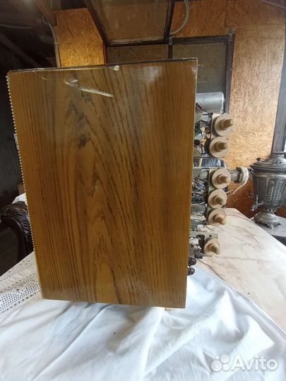 Ретро телевизор Рекорд 64