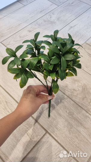 Зелень искусственная