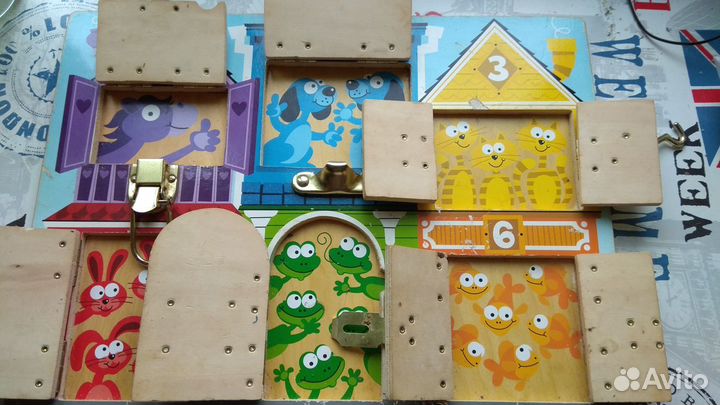 Доска с задвижками Melissa & Doug