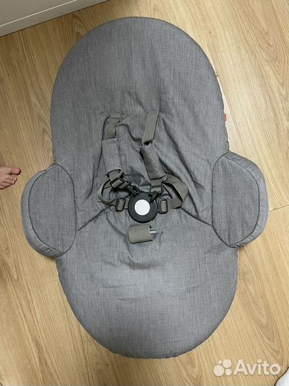 Шезлонг детский stokke