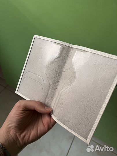 Обложка на паспорт кожаная