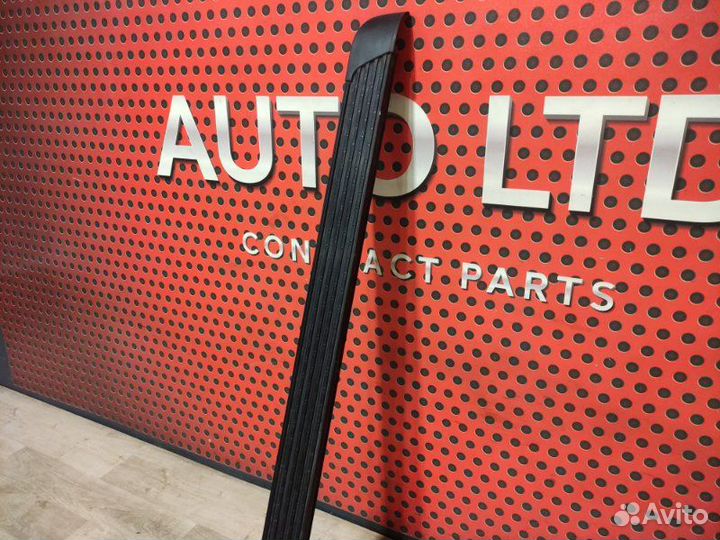 Подножка Toyota Land Cruiser 200 2015