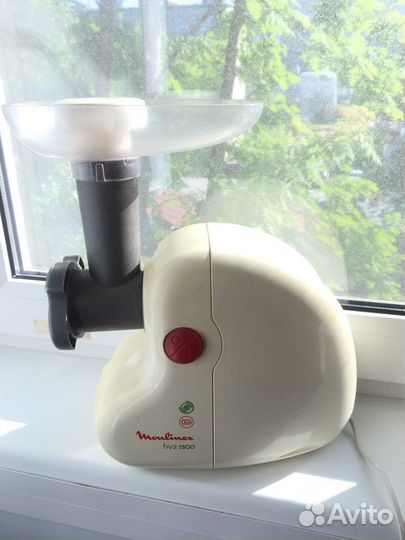 Мясорубка электрическая moulinex