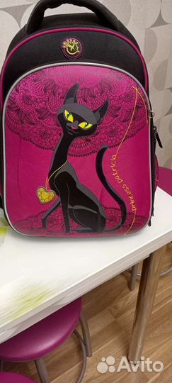 Школьный рюкзак