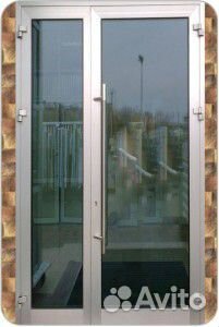 Алюминиевая дверь стекло