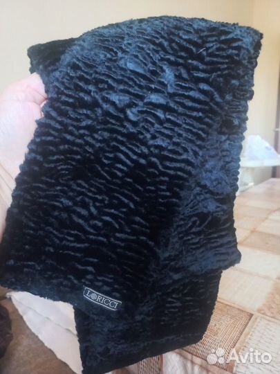 Шляпа меховая и шарф в комплекте loricci