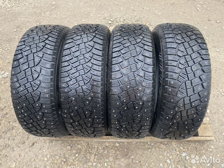 Continental IceContact 2 215/65 R16