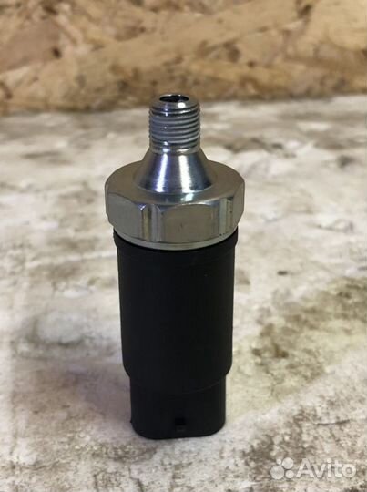 Датчик давления масла jeep grand cherokee 99-10