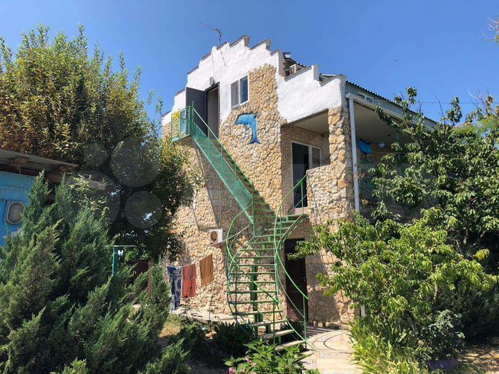 Комната 15 м², 1/2 эт.