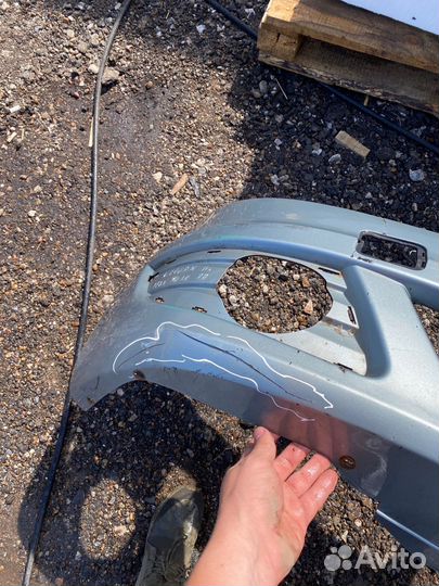 Бампер передний Renault Logan 2011г