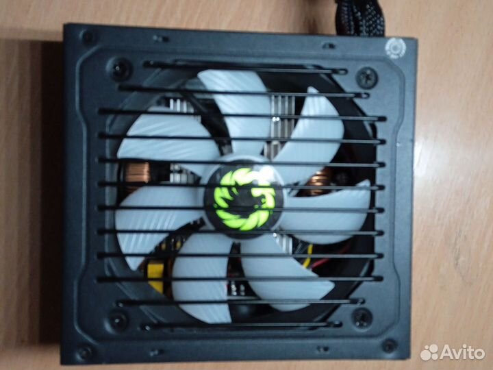 Блок питания 600w gamemax vp-700-rgb