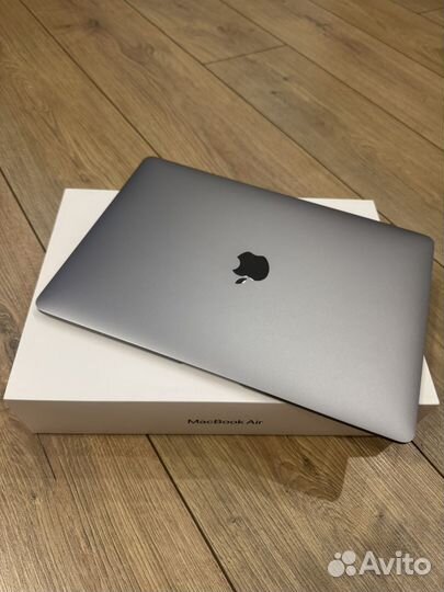 Apple macbook air 13 2020 m1 8gb/256gb