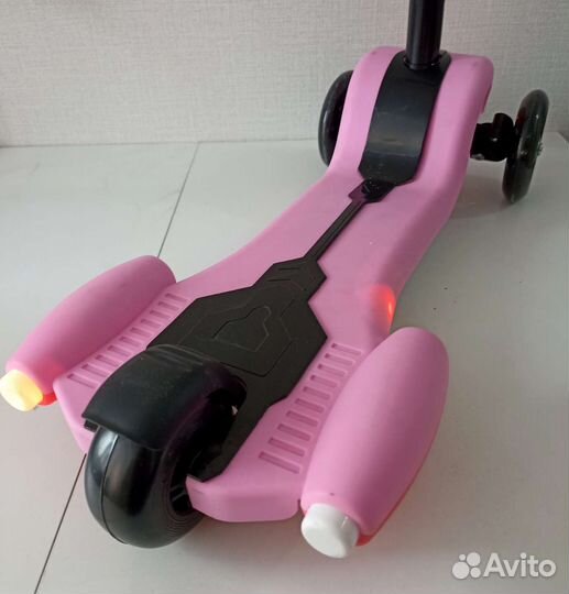 Самокат усиленный ракета (подсветка,музыка)