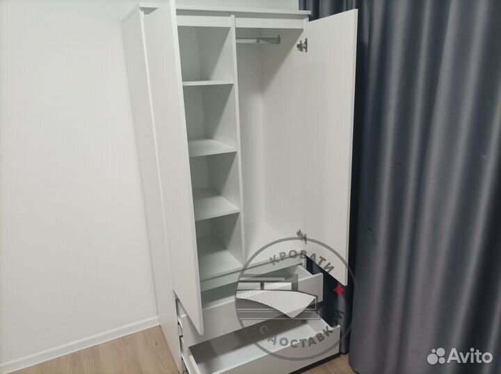 Шкаф распашной