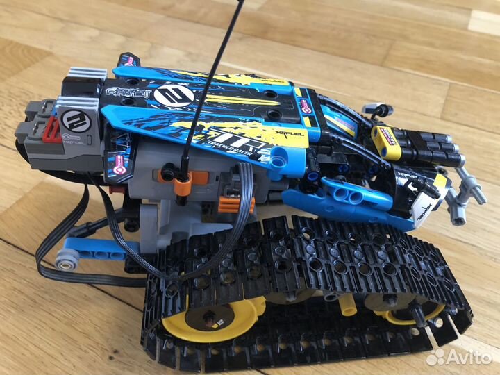 Конструктор Lego Technic 42095 Скоростной вездеход