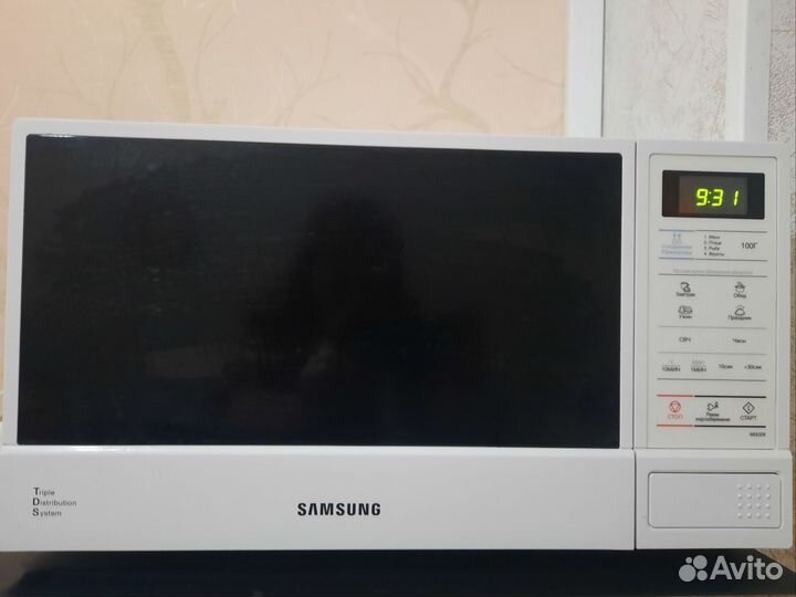 Микроволновая печь Samsung ME83DR-1W/BWT