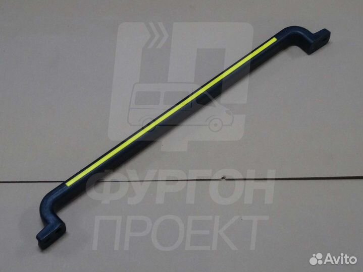 Поручень держатель на стойку сдвижной двери в авто