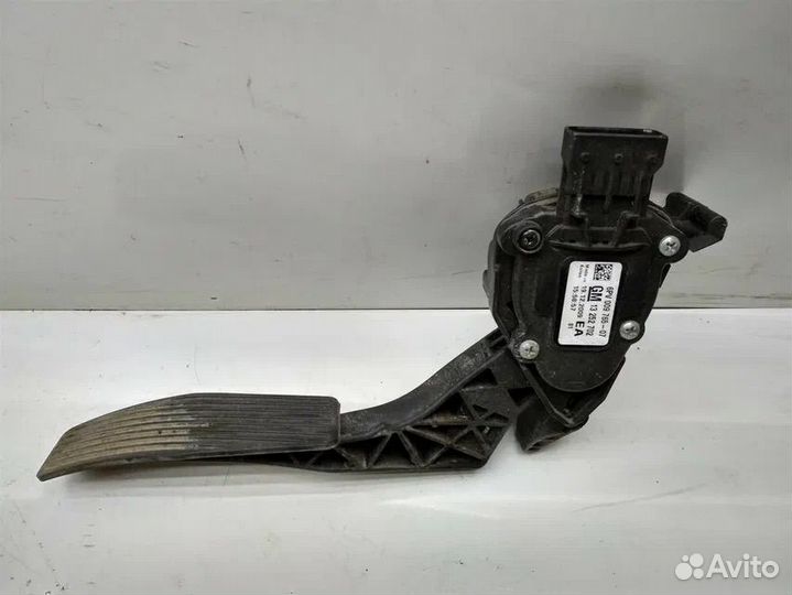 Педаль газа opel astra j