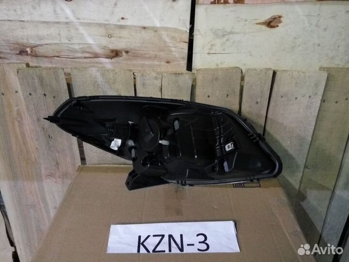 Фара левая Renault Sandero 1