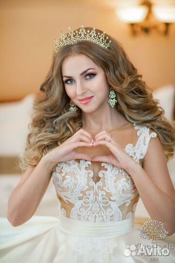 Короны Диадемы Перчатки Бабочки Галстуки