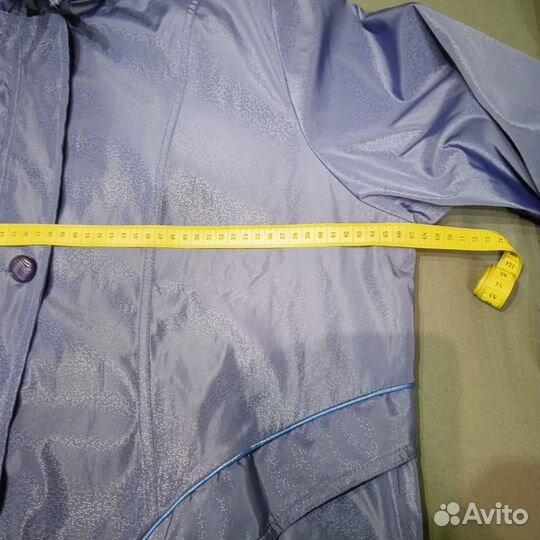 Ветровка женская р 52