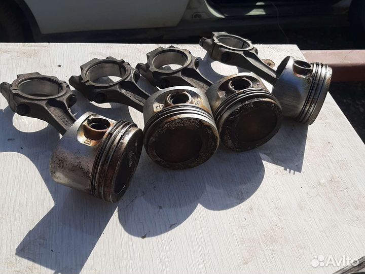 Поршень с шатуном Niva Chevrolet