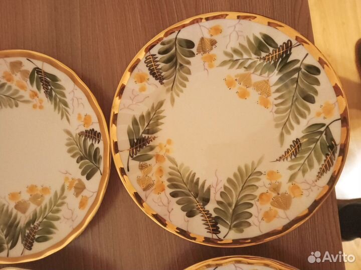 Блюдца от сервиза