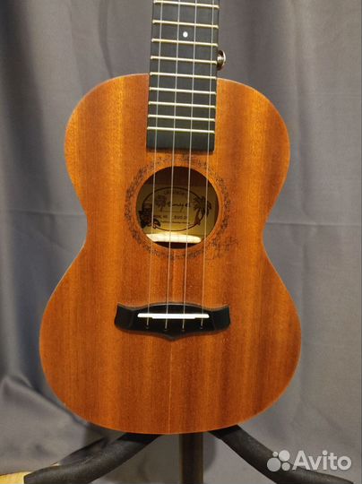 Укулеле Enya EUC-20