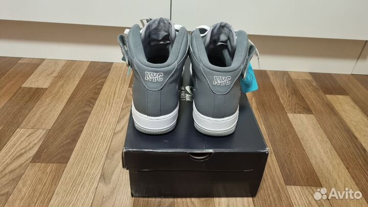 Кроссовки Nike