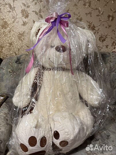 Плюшевый медведь