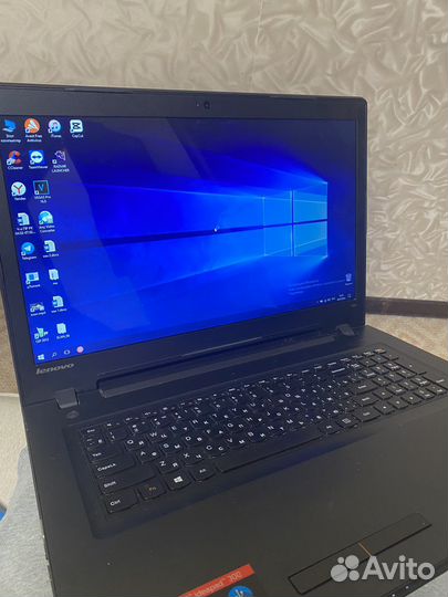 Ноутбук Lenovo ideapad 300-17isk