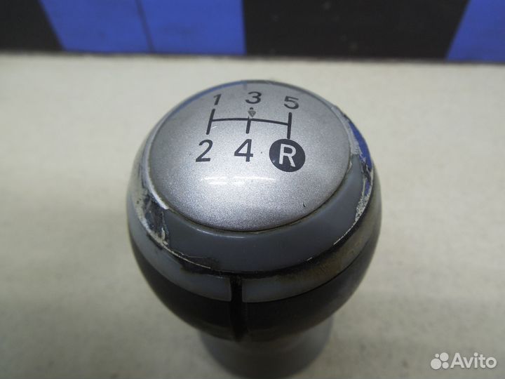 Рукоятка рычага кпп Auris (E15) 2006-2012