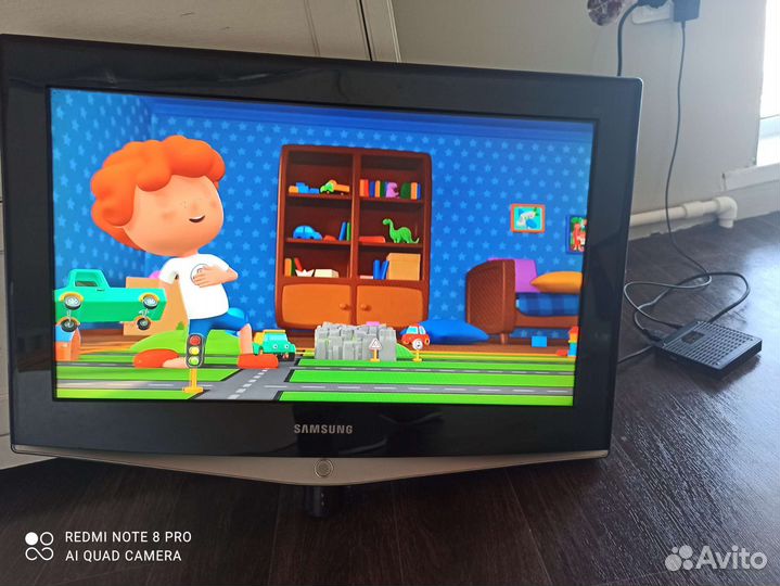 Телевизор samsung