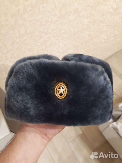 Мужская шапка