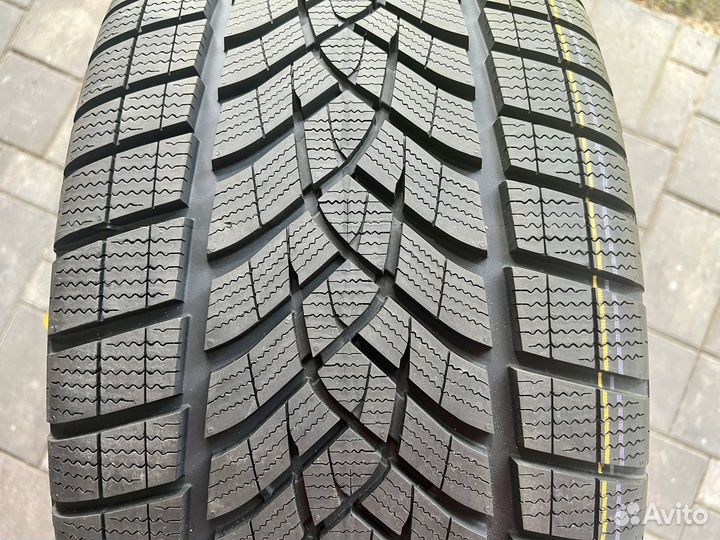 Колеса VW Touareg CR7 R22 R-Line оригинал зима