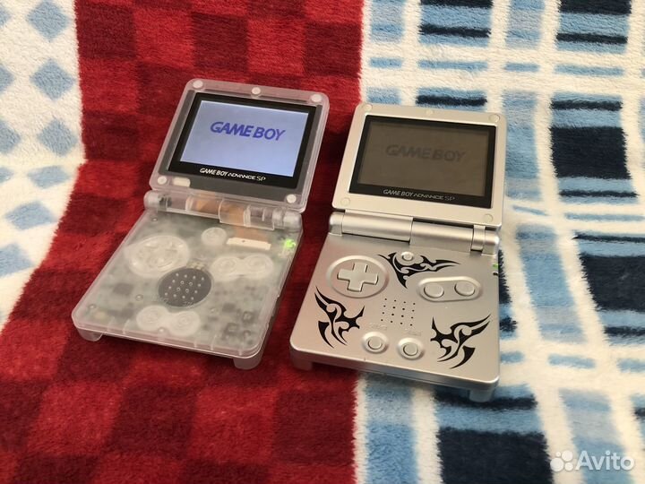 Game Boy Advance SP кастом и Tribal Limited Edit
