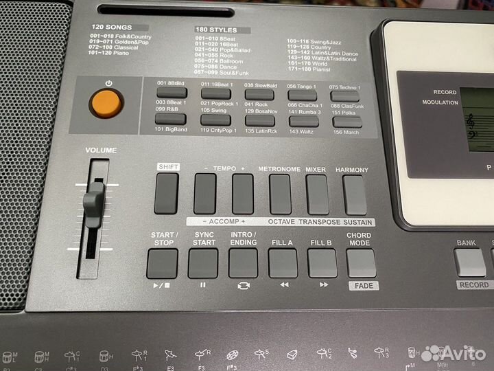 Синтезатор со стойкой