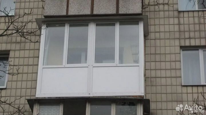 Остекление и отделка балконов / лоджий современно