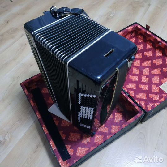 Продам баян 