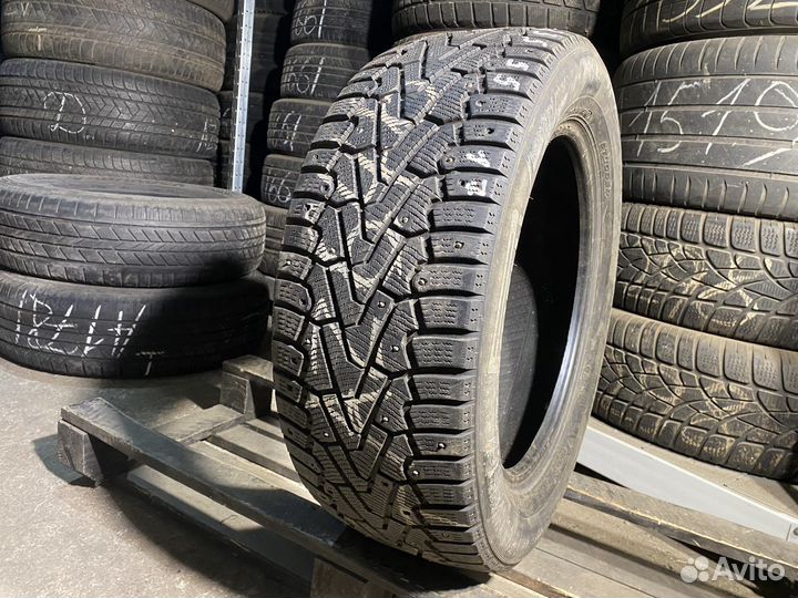 Pirelli Ice Zero 235/55 R17 103T