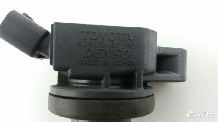 Катушка зажигания Toyota Noah AZR60 1azfse 2003
