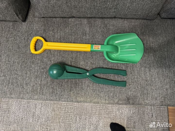 Лопата, снеголепка, каталка по снегу