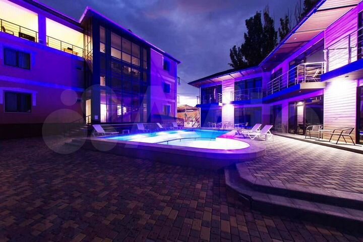 Комната 16 м² в > 9-к., 2/2 эт.